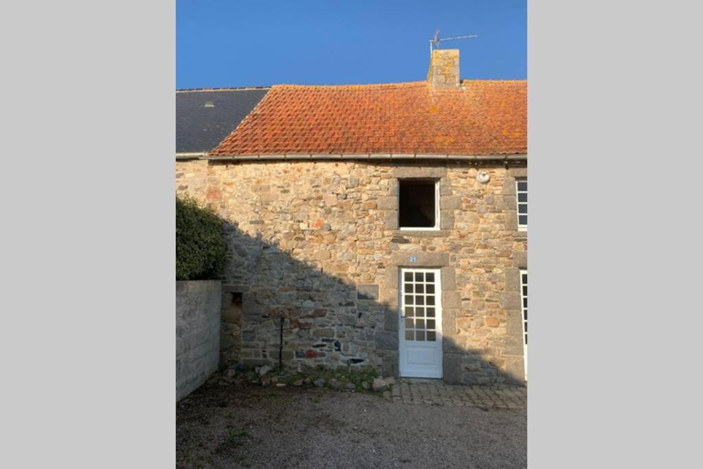 Sciotot - Bord De Mer - La Petite Maison Les Pieux Exterior foto
