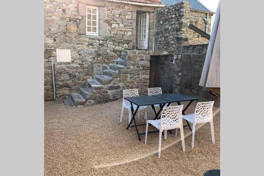 Sciotot - Bord De Mer - La Petite Maison Les Pieux Exterior foto